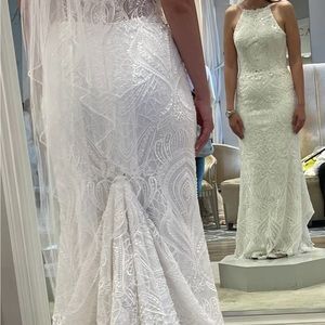 Wedding dress